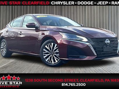 Used 2023 Nissan Altima 2.5 SV