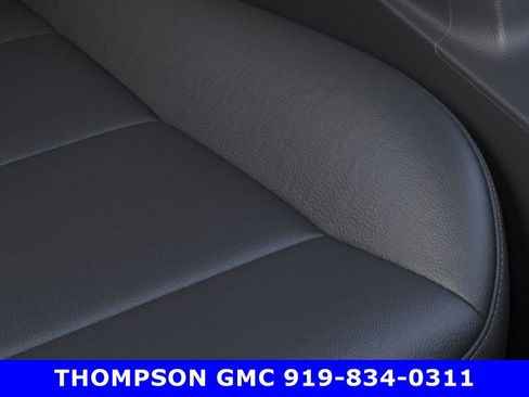 New 2025 GMC Canyon Elevation w/ Convenience Package image 21