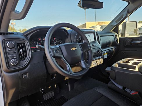 New 2026 Chevrolet Silverado 2500 Custom w/ Custom Value Package image 6