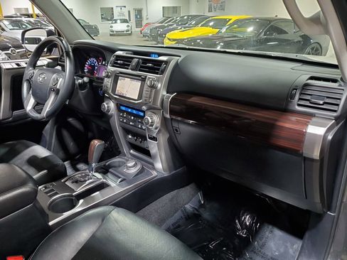 Used 2018 Toyota 4Runner Limited image 15