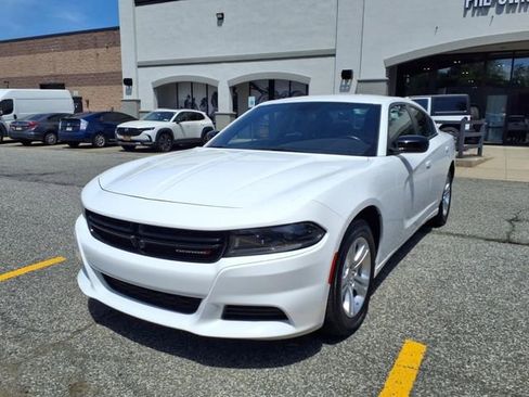 Certified 2023 Dodge Charger SXT image 4