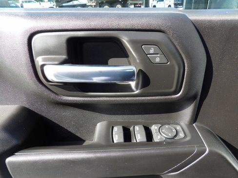 Used 2025 Chevrolet Silverado 3500 W/T w/ WT/CX Safety Package AWD/4WD image 15