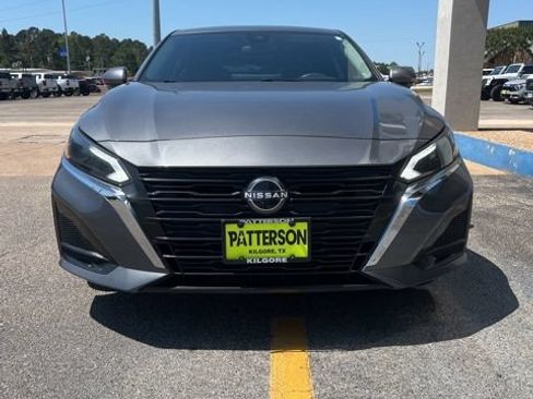 Used 2024 Nissan Altima 2.5 SL AWD/4WD image 3