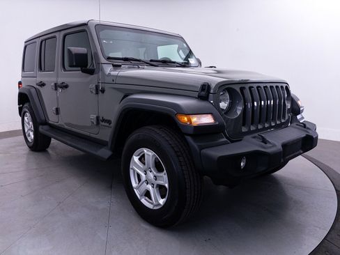 Used 2023 Jeep Wrangler Unlimited Sport w/ Sun And Sound Package AWD/4WD image 11