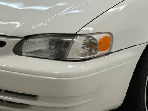 Used 2000 Toyota Corolla VE image 6