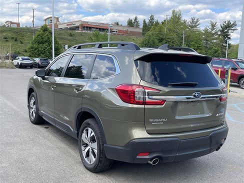 Used 2025 Subaru Ascent Premium AWD/4WD image 3