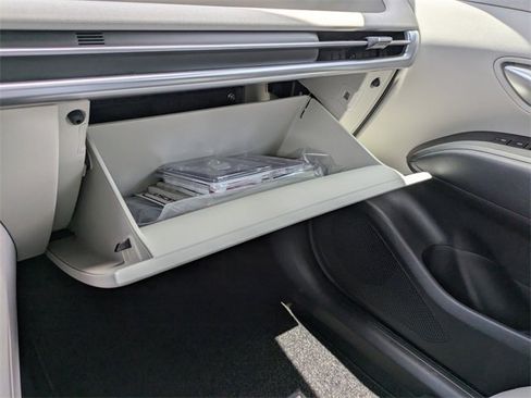 New 2025 Hyundai Tucson SEL image 42