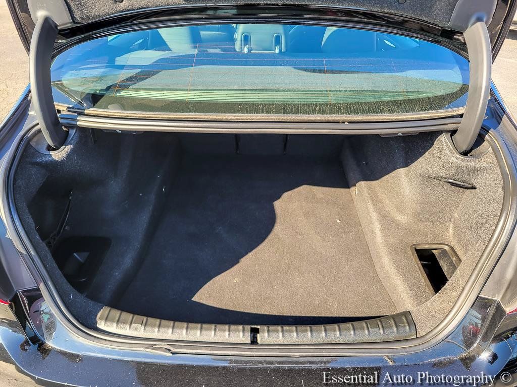 Used 2019 BMW 530i xDrive AWD/4WD image 28