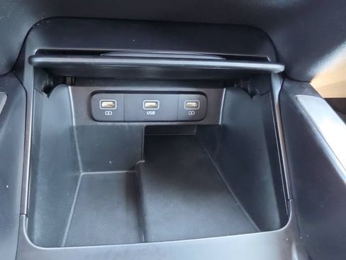 Used 2021 Kia Sorento LX FWD image 16