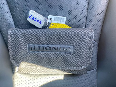 Used 2025 Honda Accord Sport image 38