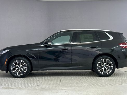 New 2026 BMW X3 xDrive30 w/ Premium Package image 2