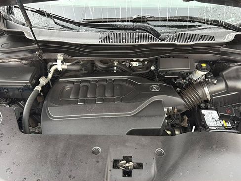 Used 2017 Acura MDX w/ Technology Package AWD/4WD image 38