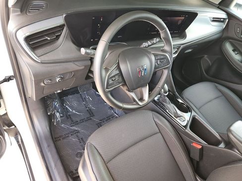 Used 2025 Buick Encore GX Preferred image 11