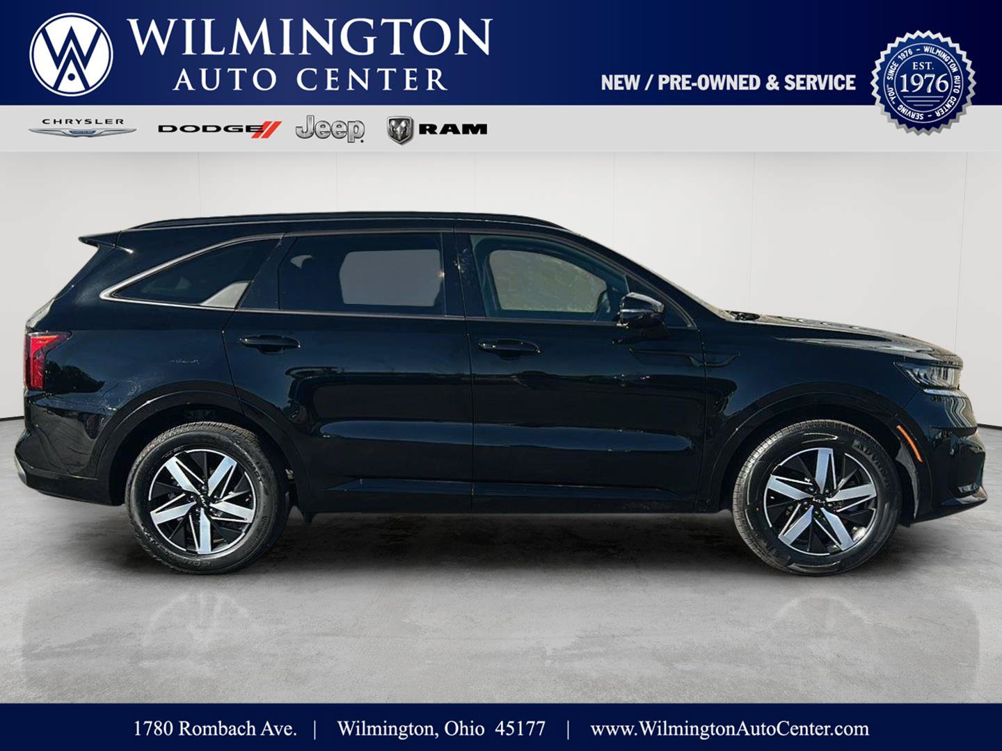 Used 2023 Kia Sorento S w/ Panoramic Sunroof Package FWD image 1