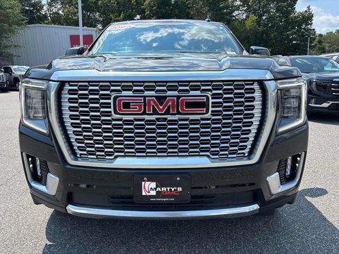 Used 2023 GMC Yukon Denali AWD/4WD image 9
