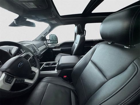 Used 2017 Ford F350 Lariat w/ Lariat Ultimate Package image 7