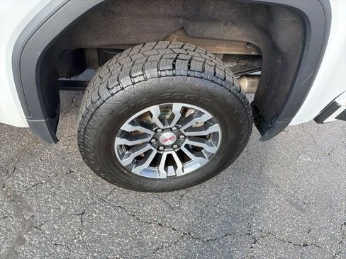 Used 2023 GMC Sierra 1500 AT4 image 33