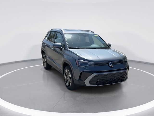 New 2026 Volkswagen Taos SE AWD/4WD image 2