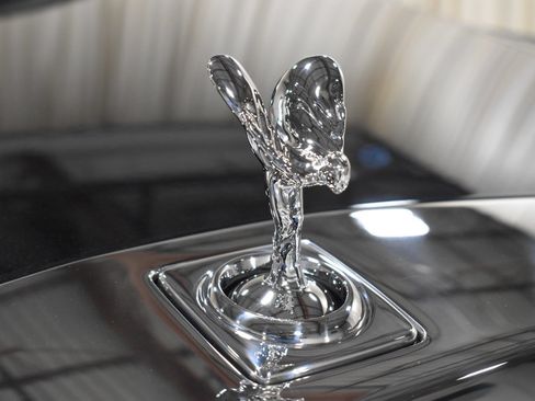 New 2027 Rolls-Royce Phantom Sedan RWD image 10