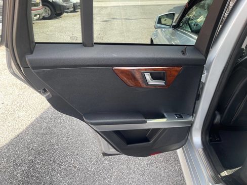 Used 2012 Mercedes-Benz GLK 350 4MATIC image 19