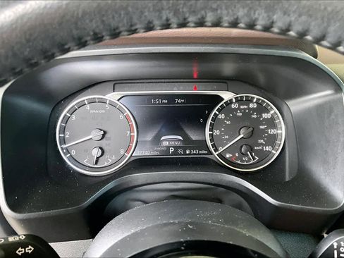 Used 2023 Nissan Rogue SL FWD image 51