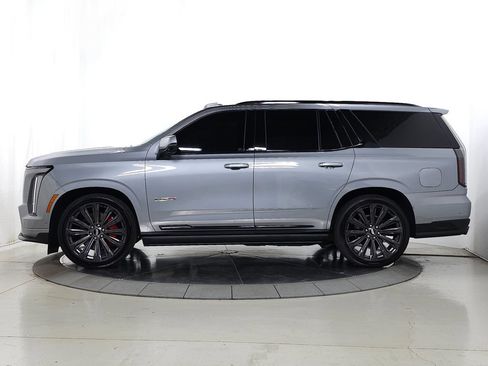 Used 2025 Cadillac Escalade V w/ LPO, Floor Liner Package AWD/4WD image 2