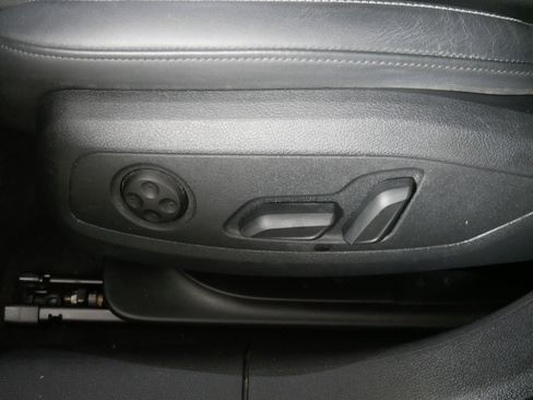 Used 2021 Audi A4 2.0T Premium Plus w/ Premium Plus Package image 20