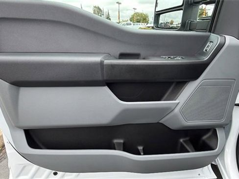 New 2026 Ford F250 XL w/ XL Chrome Package image 14