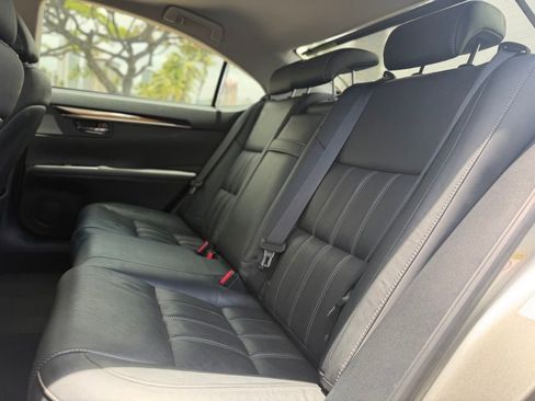 Used 2016 Lexus ES 350 FWD image 14