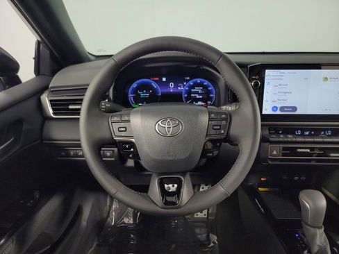 Used 2026 Toyota Camry XSE FWD image 21