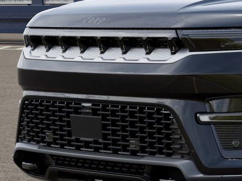 New 2026 Jeep Grand Wagoneer L 4WD image 11