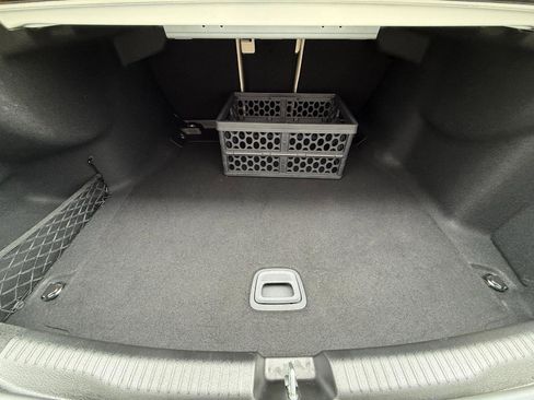 Used 2025 Mercedes-Benz C 300 Sedan w/ Exclusive Trim Package image 33
