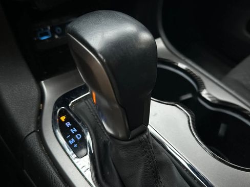 Used 2019 Jeep Grand Cherokee Laredo image 25