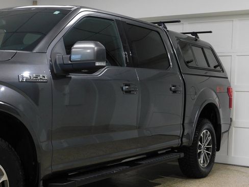 Used 2019 Ford F150 Lariat image 19