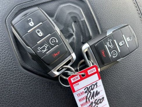 Used 2023 RAM 1500 Laramie image 24