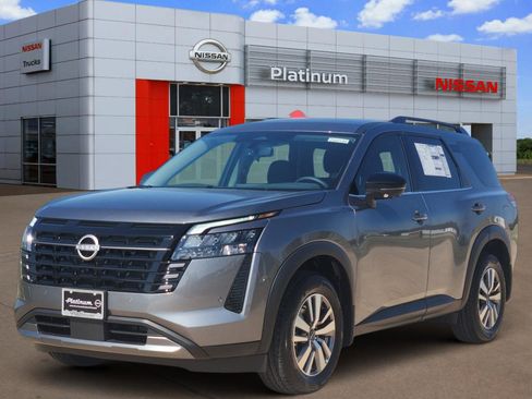 New 2026 Nissan Pathfinder SL image 2