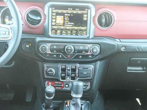 New 2023 Jeep Wrangler Unlimited Rubicon 4xe image 14