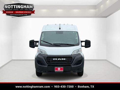 Used 2023 RAM ProMaster 2500 FWD image 2