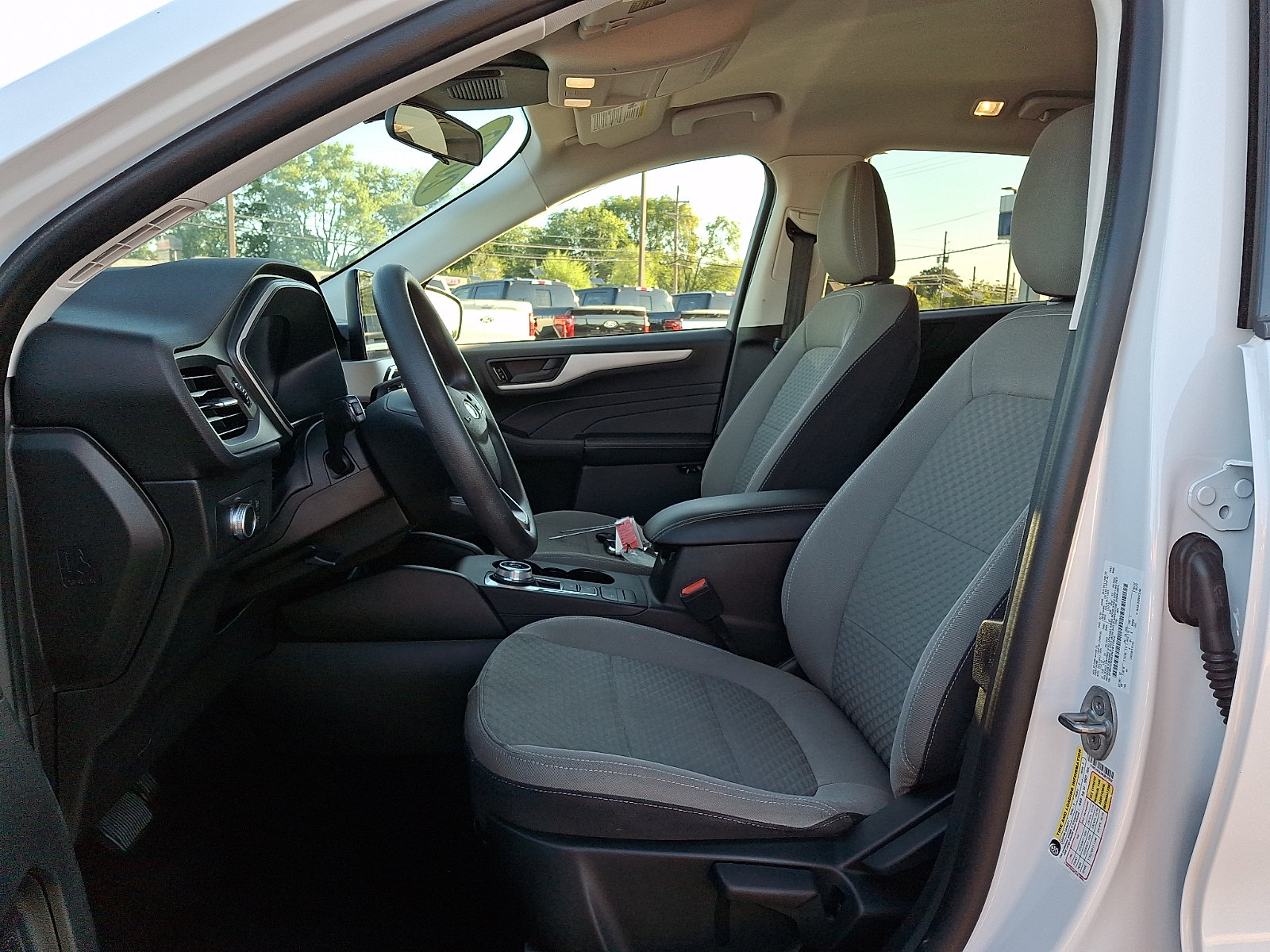 Certified 2022 Ford Escape SE AWD/4WD image 14