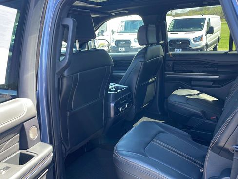 Used 2023 Ford Expedition Max Platinum image 34