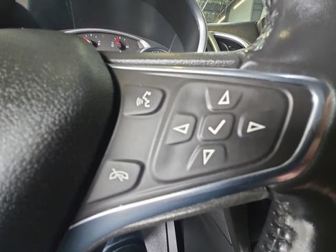 Used 2019 Chevrolet Equinox LT AWD/4WD image 19