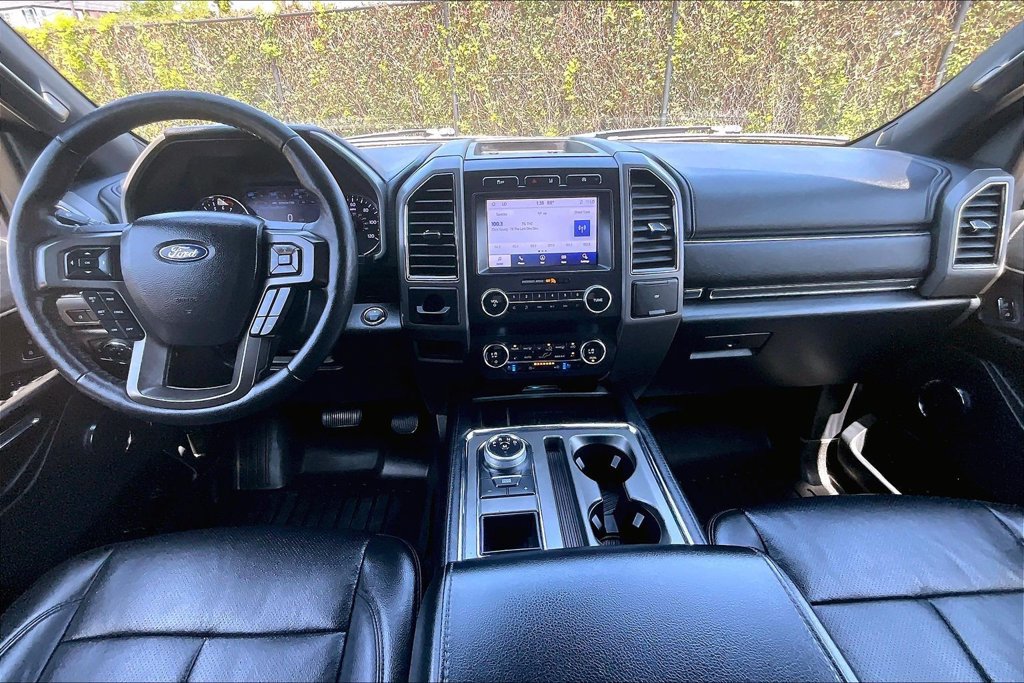 Used 2020 Ford Expedition XLT w/ Equipment Group 202A RWD image 20