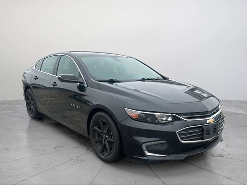 Used 2018 Chevrolet Malibu LT image 11