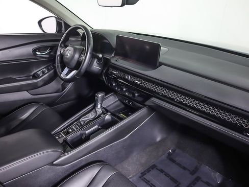 Used 2023 Honda Accord Touring image 30