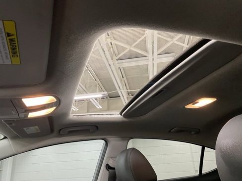 Used 2020 Hyundai Elantra Limited w/ Ultimate Package 03 image 27