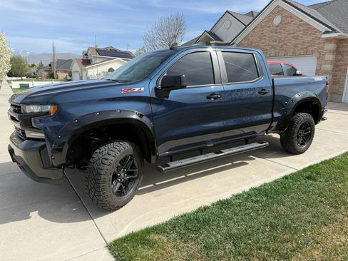 Used 2020 Chevrolet Silverado 1500 LT Trail Boss AWD/4WD image 12