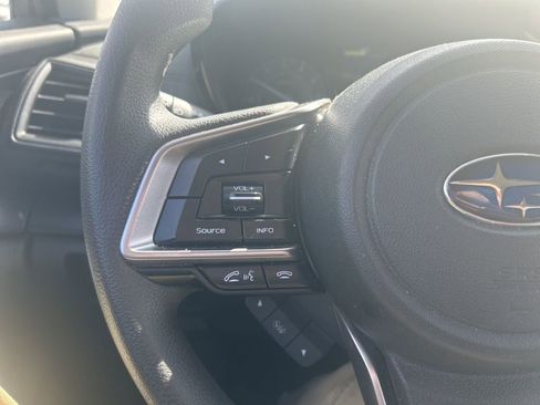 Used 2023 Subaru Impreza 2.0i image 9