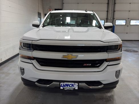Used 2018 Chevrolet Silverado 1500 LT w/ All Star Edition image 8