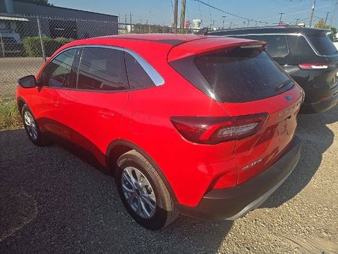 Certified 2024 Ford Escape Active FWD image 2
