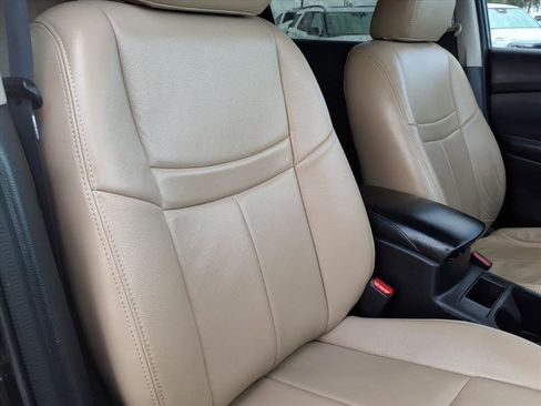 Used 2014 Nissan Rogue SV w/ SV Premium Package image 12